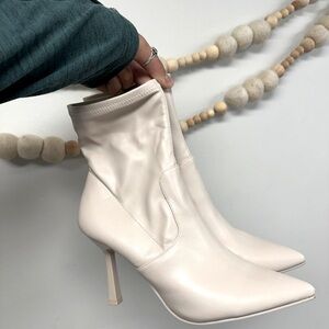 Steve Madden pointed heel worm once